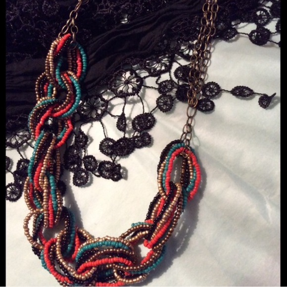 HP 🖤 NWOT Beaded Chain Link Necklace - Picture 3 of 5